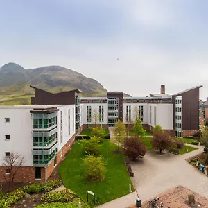 Summer At The University Of Edimburgo